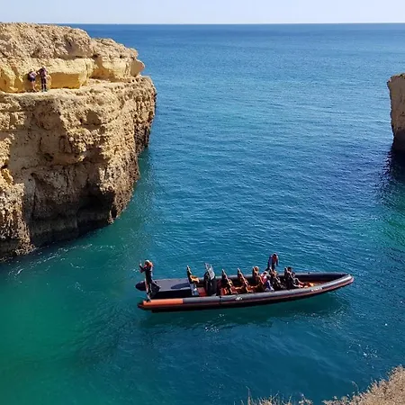 Magnific With A Cozy Garden, 5 Minutes To The * Albufeira