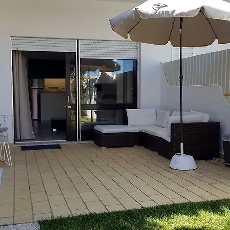 Magnific With A Cozy Garden, 5 Minutes To The Apartmán Albufeira