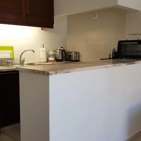 Magnific With A Cozy Garden, 5 Minutes To The * Albufeira