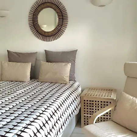 Magnific With A Cozy Garden, 5 Minutes To The Daire