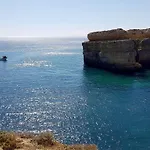 Apartamento Magnific With A Cozy Garden, 5 Minutes To The