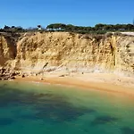 Magnific With A Cozy Garden, 5 Minutes To The